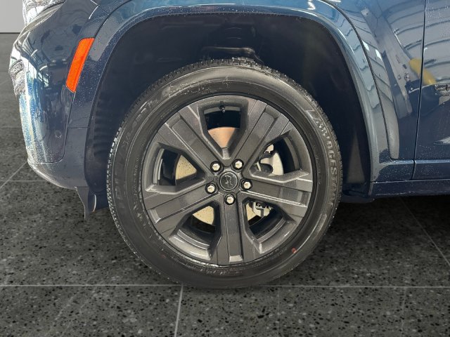 New 2027 Jeep Grand Cherokee L Limited AWD/4WD image 29