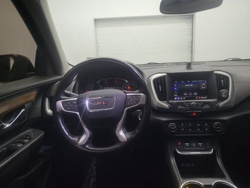 Used 2020 GMC Terrain SLE AWD/4WD image 22