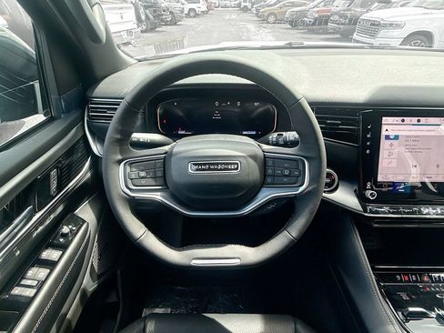 New 2026 Jeep Grand Wagoneer L Limited AWD/4WD image 11
