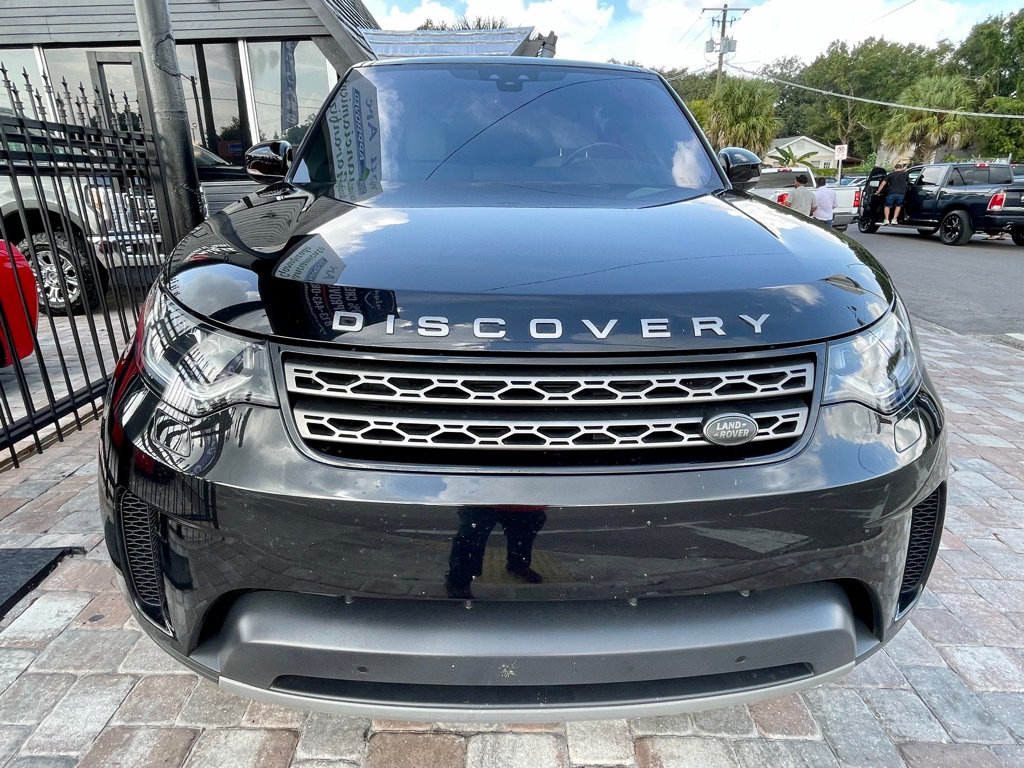 Used 2017 Land Rover Discovery SE AWD/4WD image 4