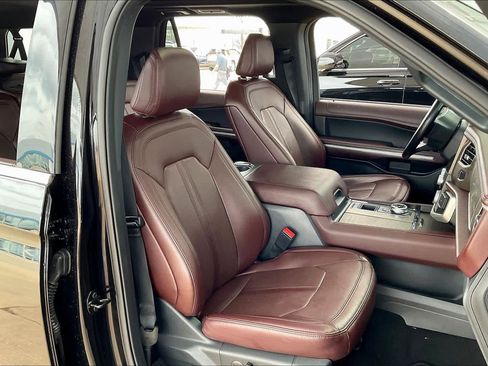 Used 2024 Ford Expedition Max Limited RWD image 10