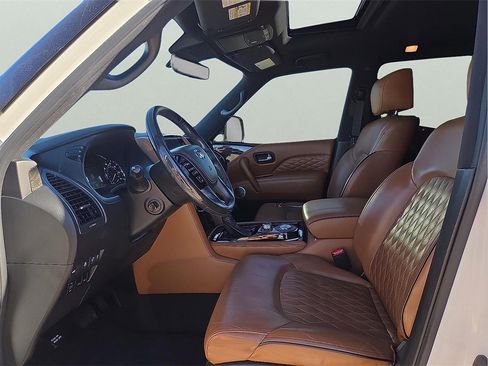 Used 2021 INFINITI QX80 Sensory w/ All-Season Package image 12