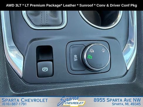 Used 2019 Chevrolet Traverse LT w/ LT Premium Package AWD/4WD image 25