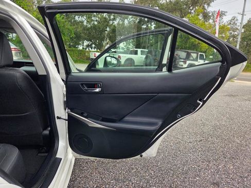 Used 2016 Lexus IS 200t image 27