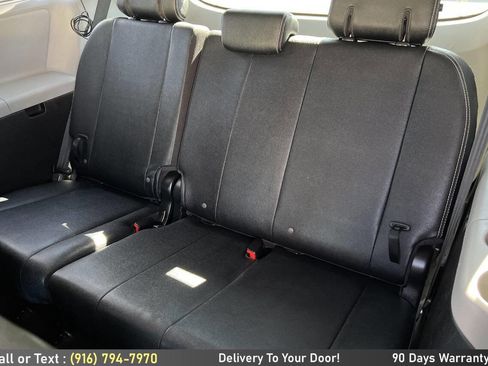 Used 2017 Toyota Sienna SE w/ SE Preferred Package image 21