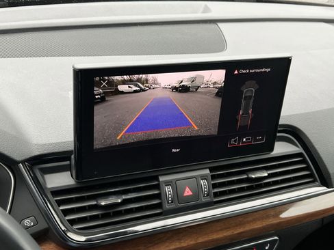 Used 2022 Audi Q5 2.0T Premium image 17