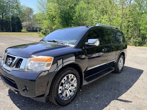 Used 2015 Nissan Armada Platinum w/ 2nd Row Captain Seat Package AWD/4WD image 11