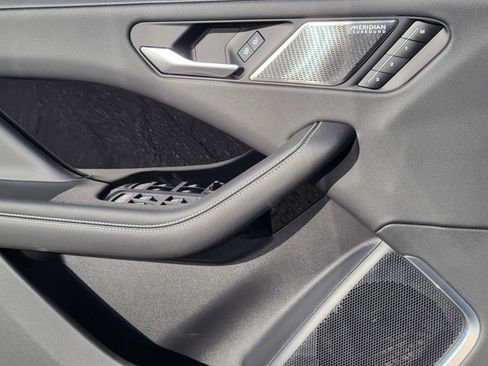 New 2024 Jaguar I-PACE R-Dynamic HSE image 13