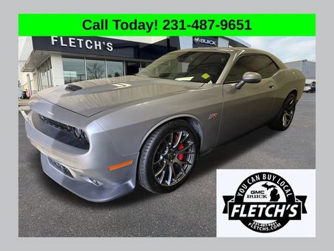 Used 2015 Dodge Challenger SRT w/ Technology Group RWD image 1