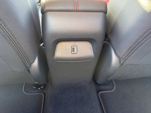 New 2025 Nissan Sentra SR image 32