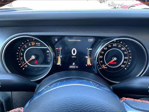Used 2023 Jeep Gladiator Mojave w/ Cold Weather Group AWD/4WD image 25