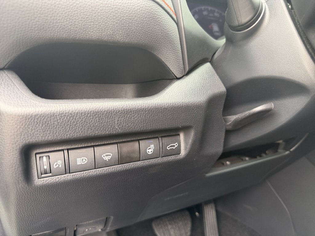 Used 2022 Toyota RAV4 Adventure w/ Convenience Package AWD/4WD image 19