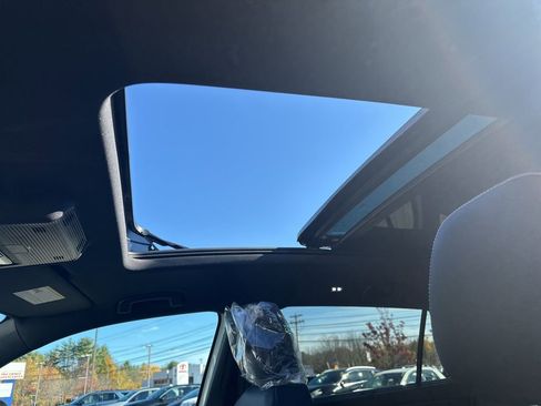 New 2026 Volkswagen Atlas Cross Sport SE image 25