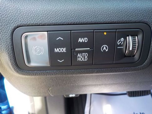 New 2026 GMC Terrain AT4 w/ Convenience Package III AWD/4WD image 17