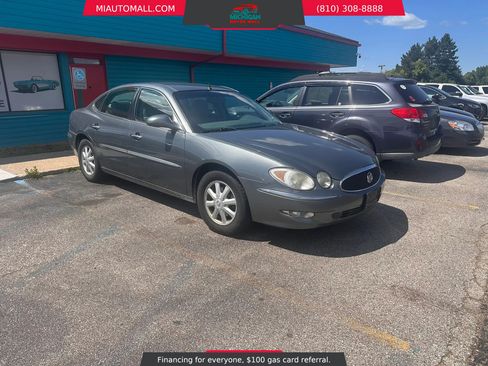 Used 2005 Buick LaCrosse CXL w/ Gold Convenience Package FWD image 3