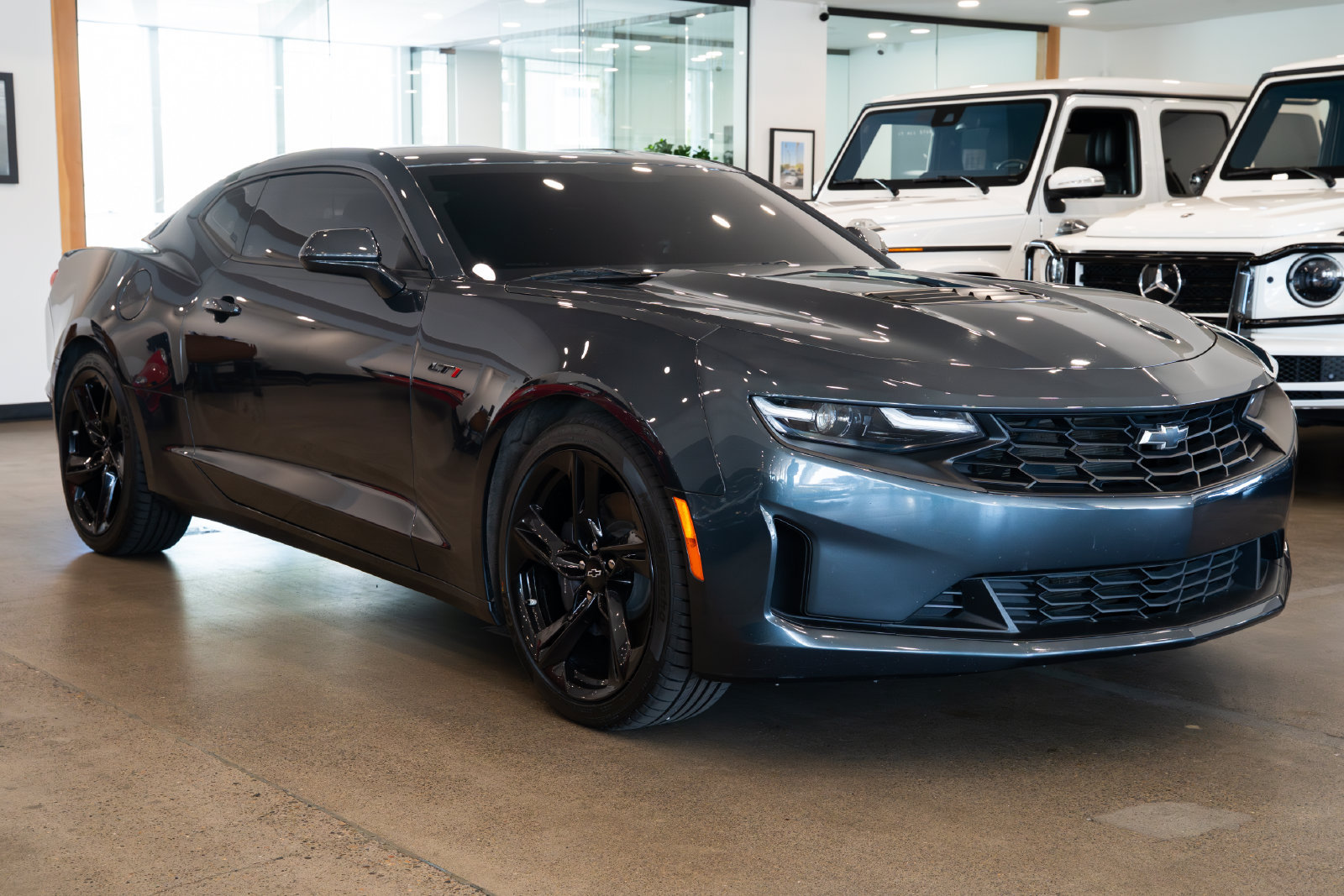 Used 2023 Chevrolet Camaro LT RWD image 3