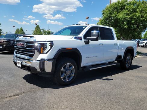 New 2025 GMC Sierra 2500 SLT w/ SLT Premium Package image 4