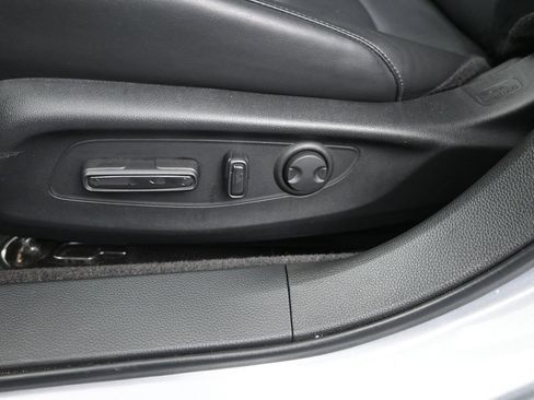 Used 2024 Honda Accord EX-L image 11