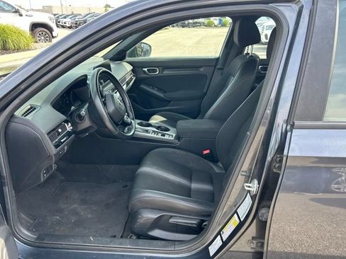 Used 2023 Honda Civic Sport image 6