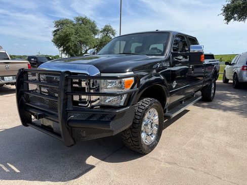 Used 2012 Ford F350 Lariat w/ Lariat Ultimate Pkg AWD/4WD image 3