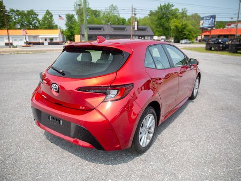 Used 2025 Toyota Corolla SE image 3