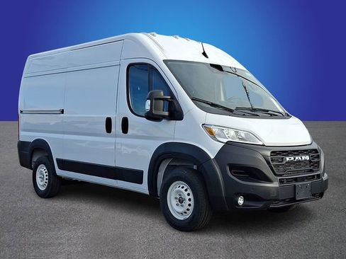 Used 2024 RAM ProMaster 2500 w/ Safety Group image 3