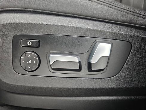 Used 2019 BMW X5 xDrive40i w/ Premium Package 2 image 44