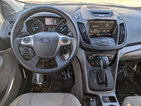 Used 2015 Ford Escape SE w/ SE Chrome Package image 15