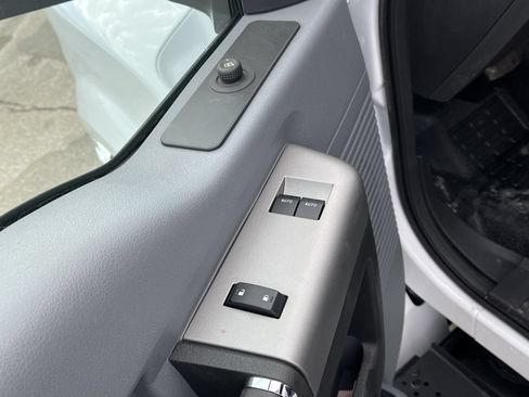 New 2026 Ford F650 2WD Regular Cab Super Duty image 7