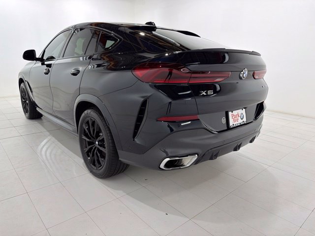 Certified 2024 BMW X6 xDrive40i w/ Premium Package AWD/4WD image 3