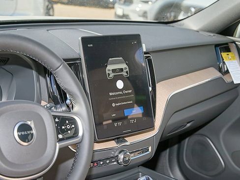 New 2026 Volvo XC60 B5 Plus w/ Protection Package Premier image 14