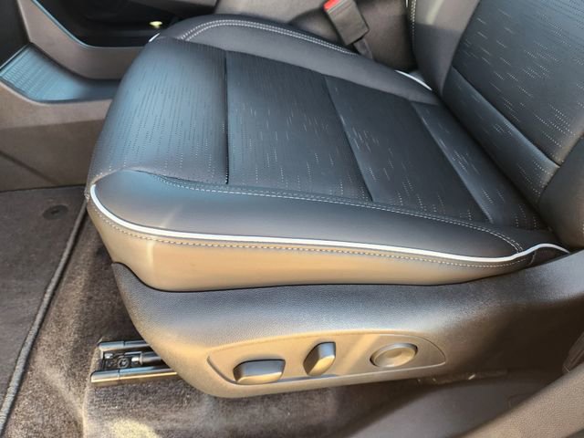 New 2026 Buick Enclave Sport Touring w/ Power Package FWD image 32