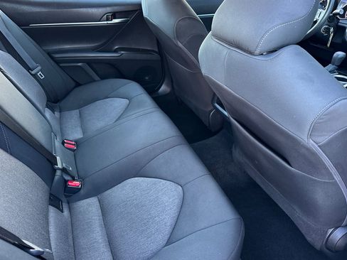 Used 2021 Toyota Camry LE image 17