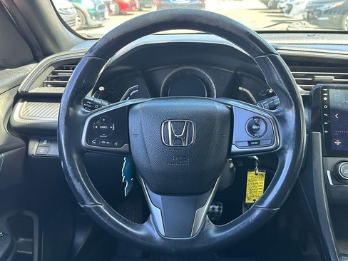 Used 2018 Honda Civic Sport image 22