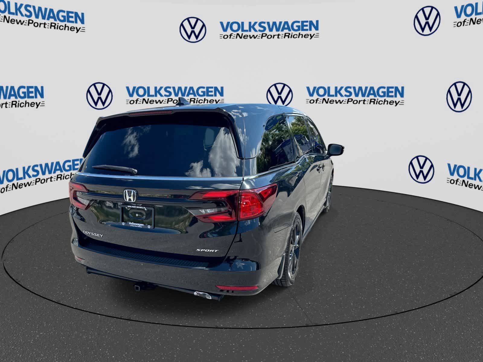 Used 2023 Honda Odyssey Sport image 14