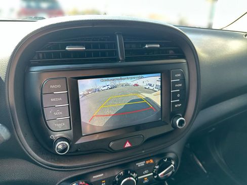 Used 2020 Kia Soul S image 21