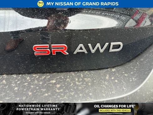 New 2026 Nissan Kicks SR AWD/4WD image 23