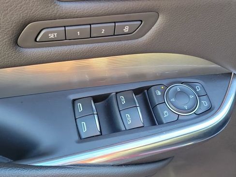 Certified 2024 Cadillac XT4 Premium Luxury AWD/4WD image 25