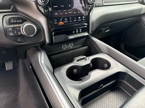 Used 2025 RAM 1500 Big Horn AWD/4WD image 25