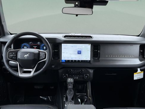 New 2026 Ford Bronco Badlands image 33