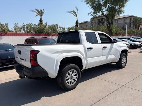 Used 2025 Toyota Tacoma SR w/ SR Upgrade Package RWD image 3