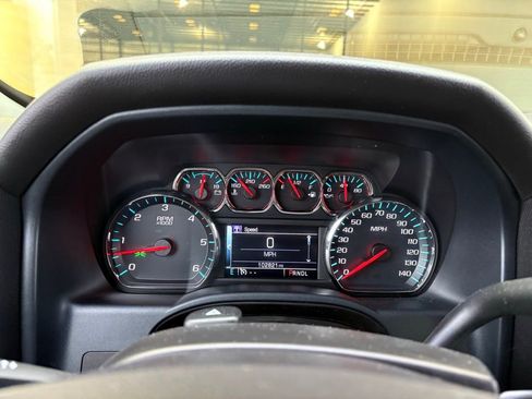 Used 2017 Chevrolet Silverado 1500 LT w/ All Star Edition image 26