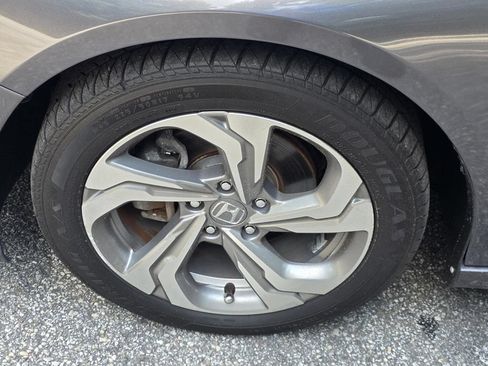 Used 2019 Honda Accord EX-L image 31