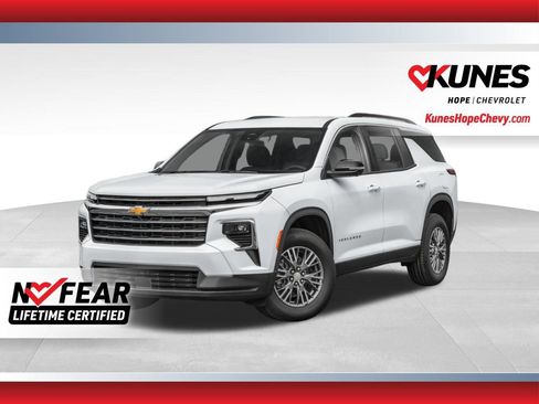 New 2026 Chevrolet Traverse LT w/ Driver Confidence Package image 1