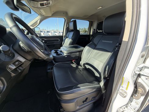 Used 2024 RAM 2500 Laramie image 27