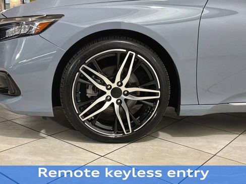 Used 2021 Honda Accord Touring image 13