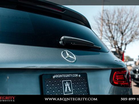 Used 2022 Mercedes-Benz GLC 300 4MATIC image 12