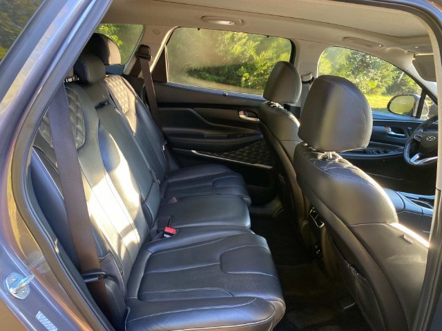 Used 2022 Hyundai Santa Fe Limited AWD/4WD image 34