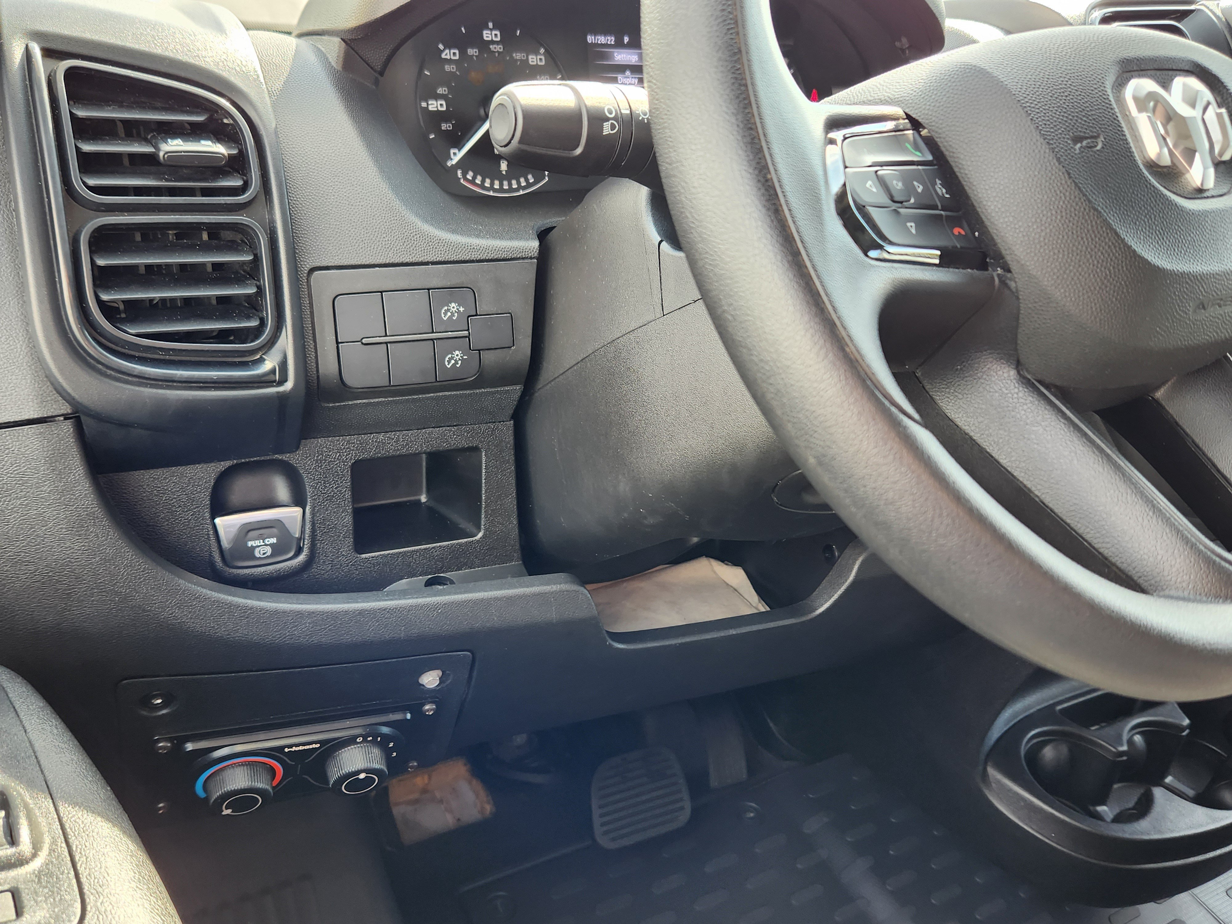 Used 2023 RAM ProMaster 2500 FWD image 21
