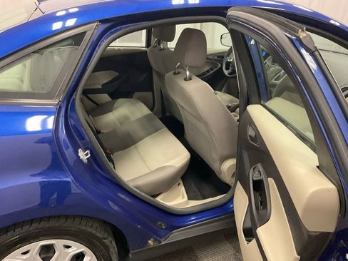 Used 2012 Ford Focus SE image 24